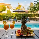 Ervin, Coral Bay Center, Private Pool * Peyia