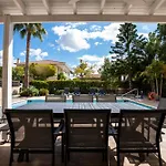 Villa Ervin, Coral Bay Center, Private Pool Peyia