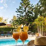 Ervin, Coral Bay Center, Private Pool