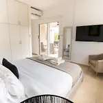 Ervin, Coral Bay Center, Private Pool Villa *