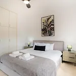 Ervin, Coral Bay Center, Private Pool Villa